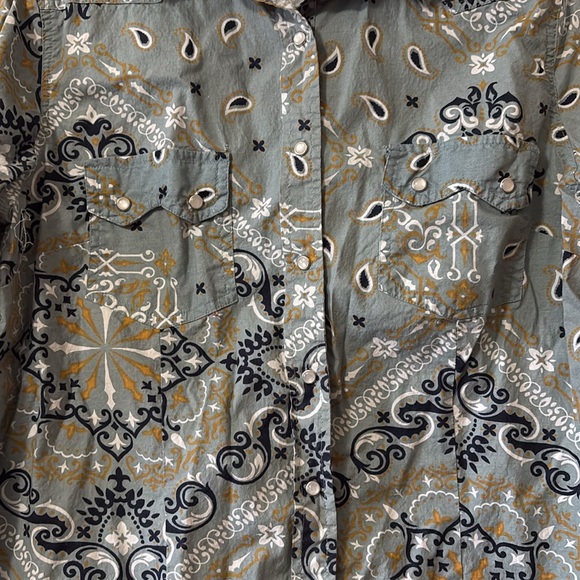 Cotton & Rye button up - Picture 3 of 4